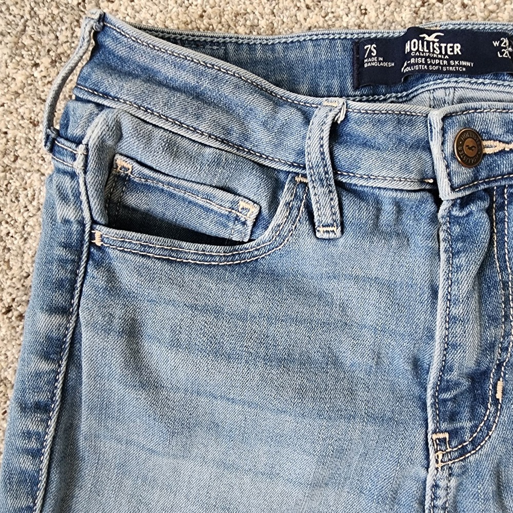 Hollister High Rise Super Skinny Jeans Medium Wash Womens Sz 28, Stretchy - Picture 3 of 12